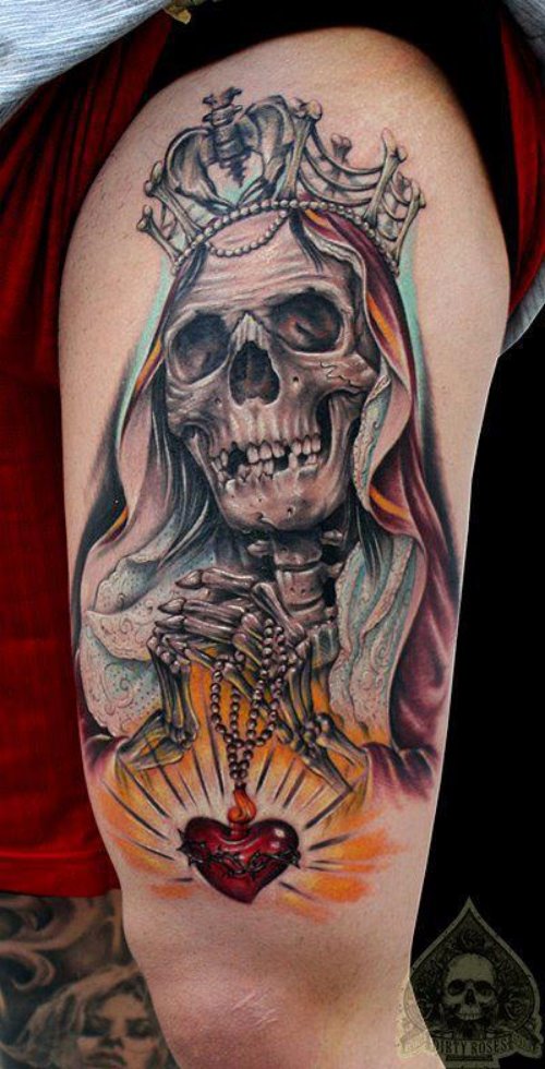 Old Lady Skull With Sacred Heart Tattoo On Thigh