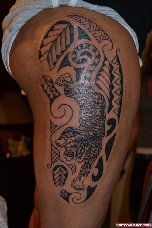 Grey Ink Tribal Tiger Tattoo On Right Thigh