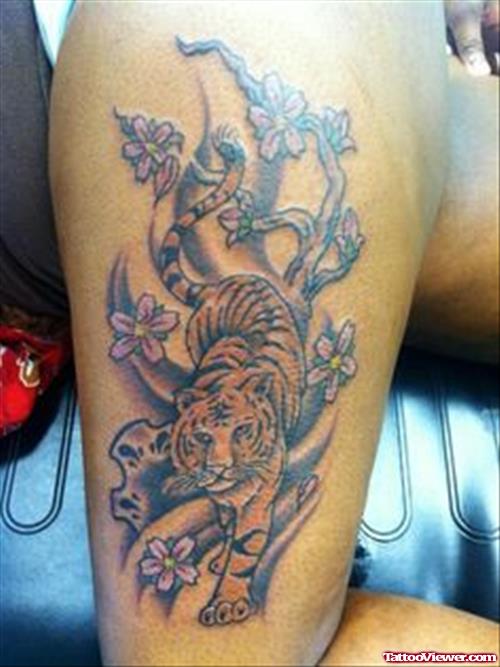 Awesome Color Flowers And Tiger Tattoo On Right Half Sleeve