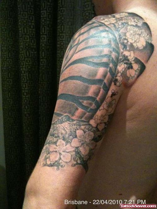 Grey Ink Tiger Tattoo On Half Sleeve