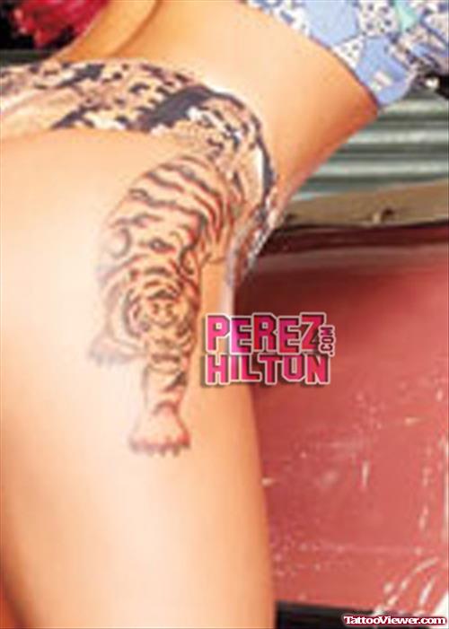 Awesome Tiger Tattoo On Girl Side Rib