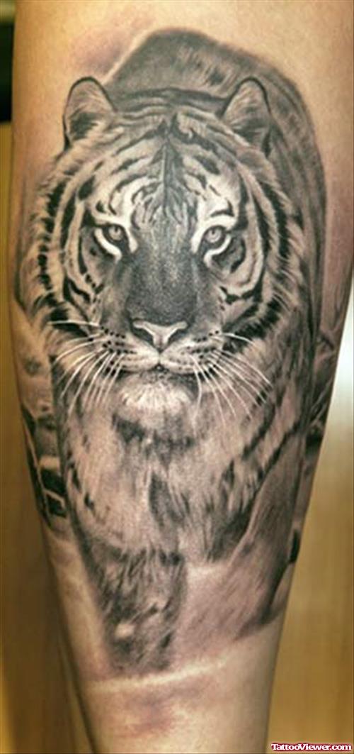 Crazy Grey Ink Tiger Tattoo On Leg