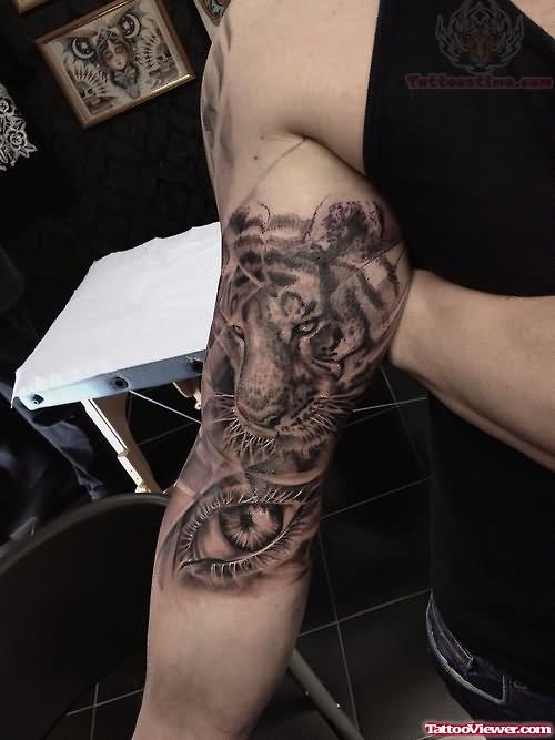 Tiger & Eye Tattoo On Right Sleeve