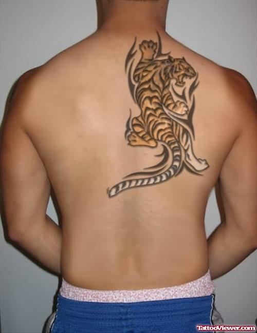 Marvelous Tiger tattoo On Back