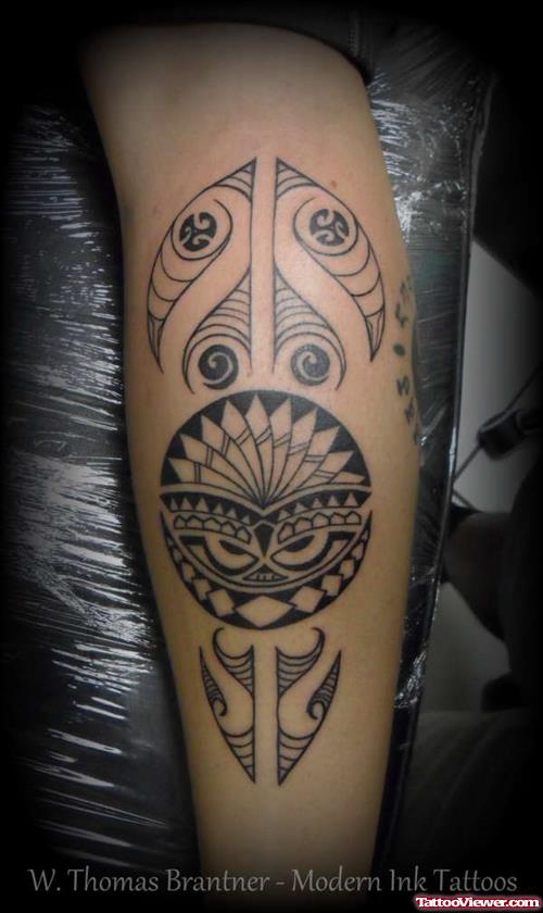 Polynesian Tribal Tattoo On Leg
