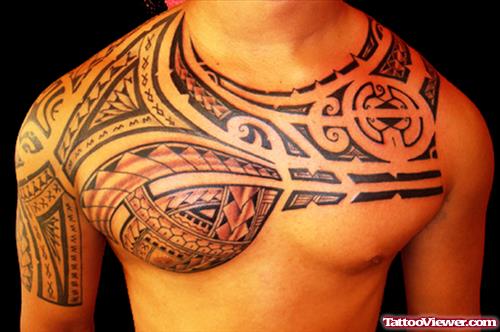 Hawaiian Tribal Tattoo On Man Chest