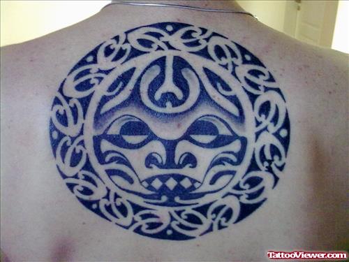 Tribal Maori Circle Tattoo On Upperback