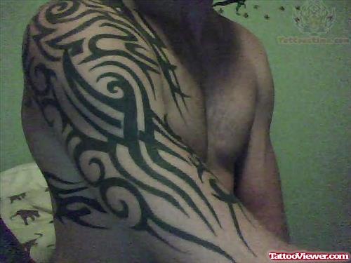Tribal Tattoo On Shoulder And Bicep