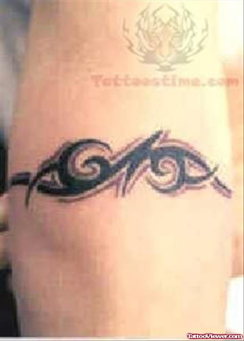 Small Black Tribal Tattoo Picture