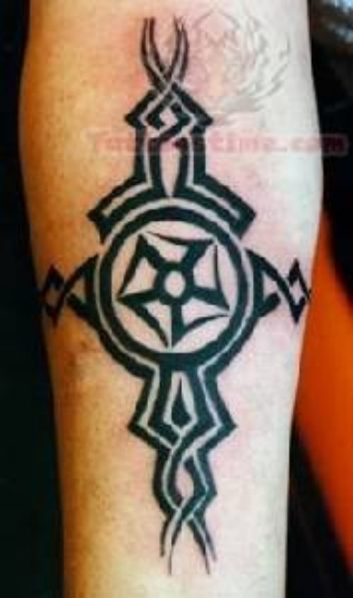 Nice Black Tribal Tattoo On Arm