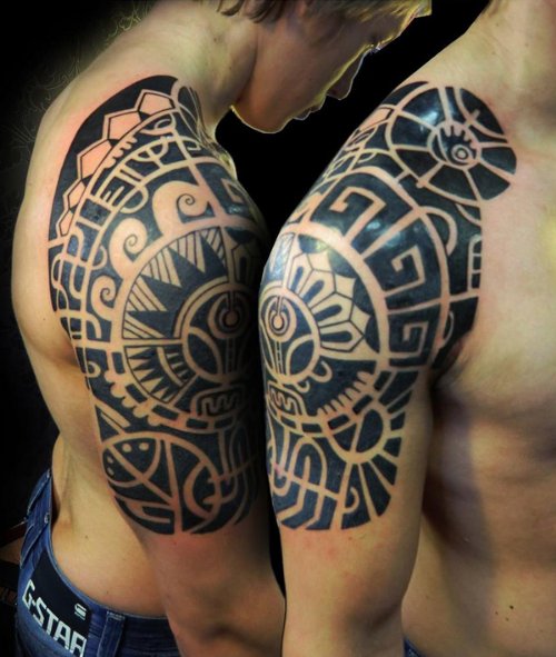 Black Ink Maori Tribal Tattoo On Right Half Sleeve