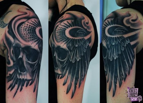 Awesome Grey Ink Skull and Wings Tattoo on Shoulder