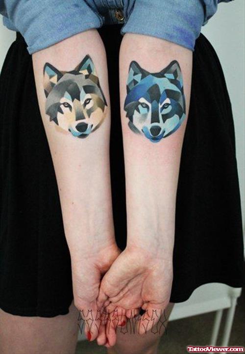 Color Ink Wolf Head Tattoos On Arm