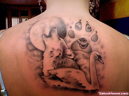 Best Wolf Tattoo On Man Upperback