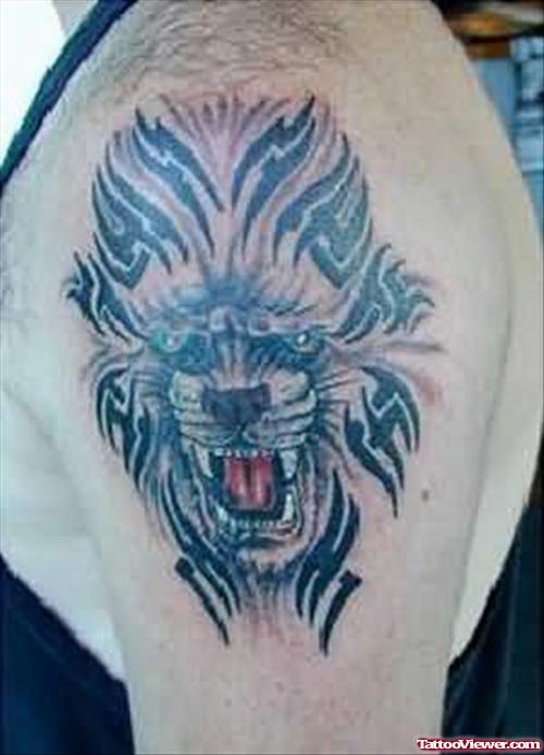 Angry Wolf Tattoo On Shoulder