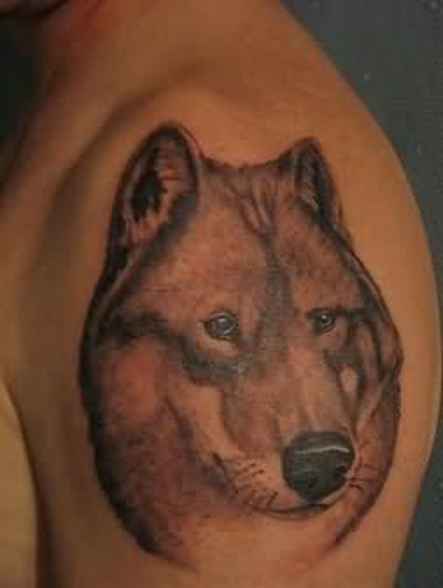 Elegant Wolf Tattoo For Shoulder