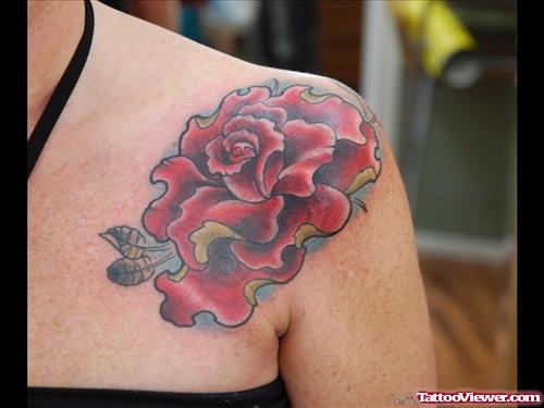 Red flower Tattoo On Shoulder For Women