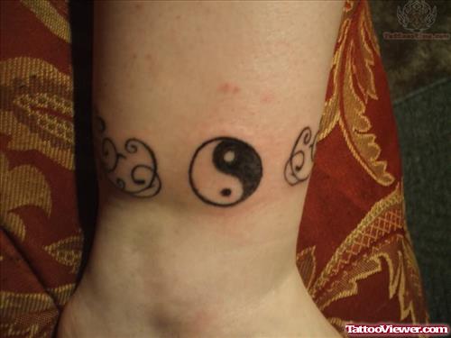 Ying Yang Tattoos On Ankle