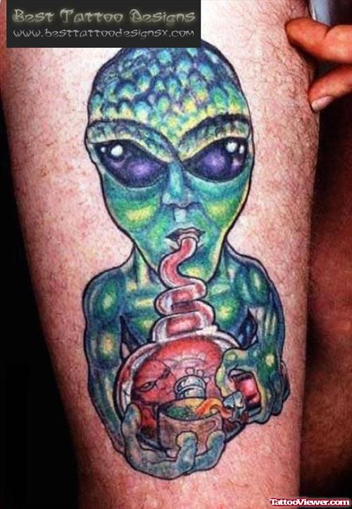 Green Inkn Alien Tattoo On Leg