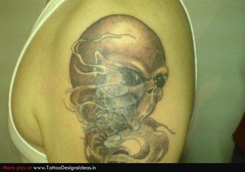 Alien Head Tattoo On Left Shoulder