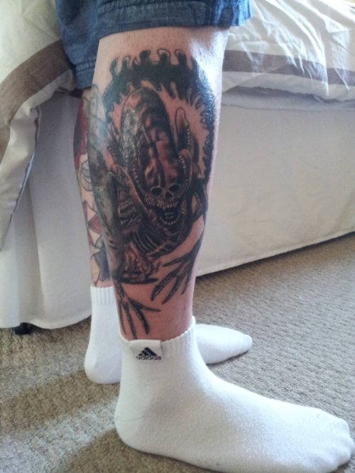 Alien Tattoo On Side Leg