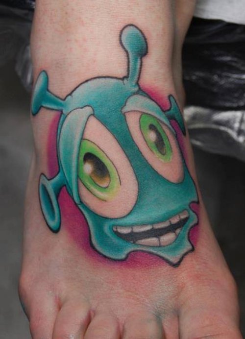 Fantasy Alien Tattoo On Foot By Pistolero
