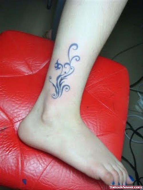 Tribal Swirl Tattoo On Ankle