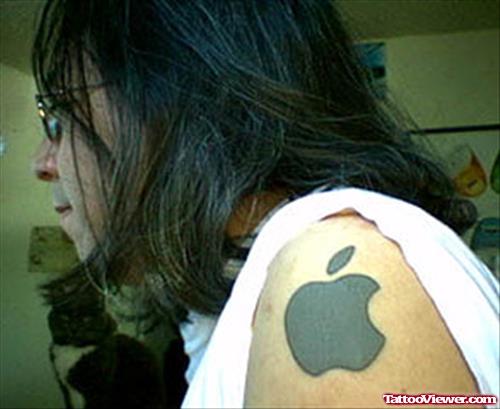Black Logo Apple Tattoo On Shoulder