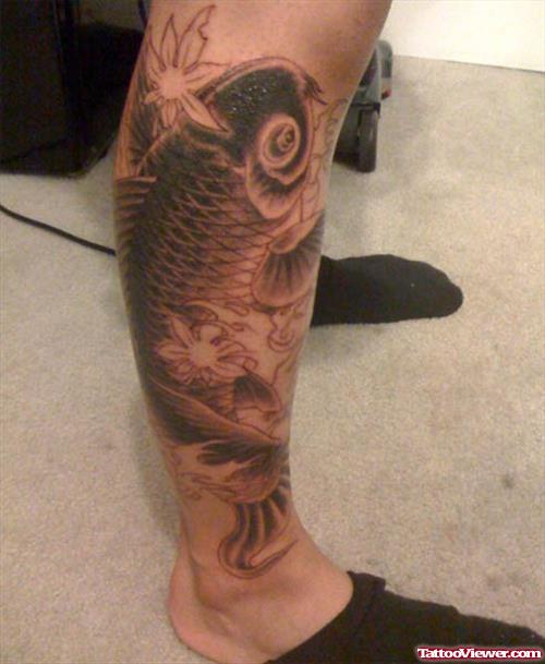Grey Ink Aqua Fish Tattoo On Right Leg
