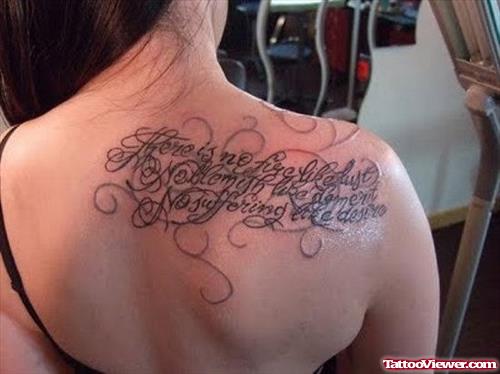 Awesome Arabic Tattoo On Girl Right Back Shoulder