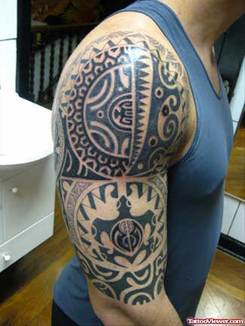 Black Turtle Tattoo On Right Arm