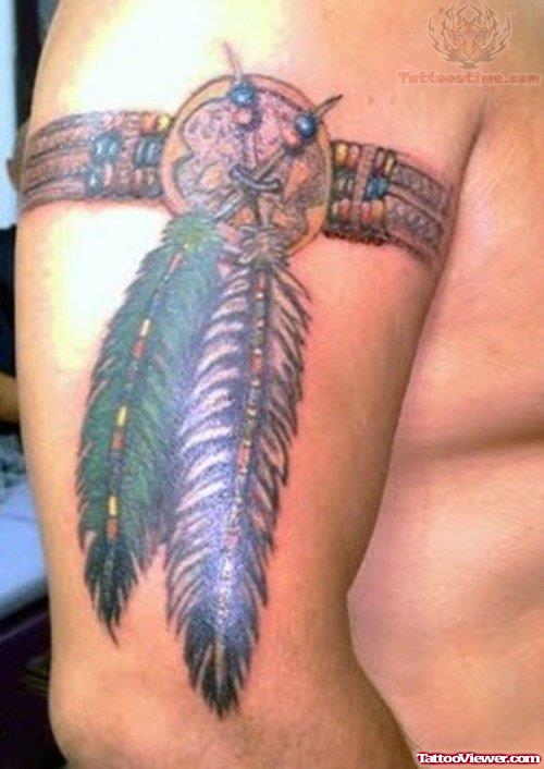 Color Ink Feathers Armband Tattoo On Right HAlf Sleeve