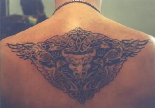 Lovely Celtic Tattoo On Back Body