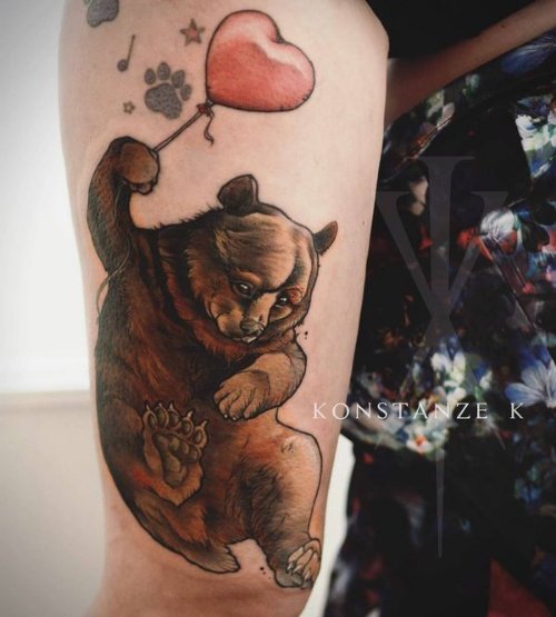Bear With Heart shaped Balloon Tattoo On thigh