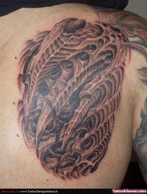 Grey Ink Biomechanical Tattoo On Right Back Shoulder