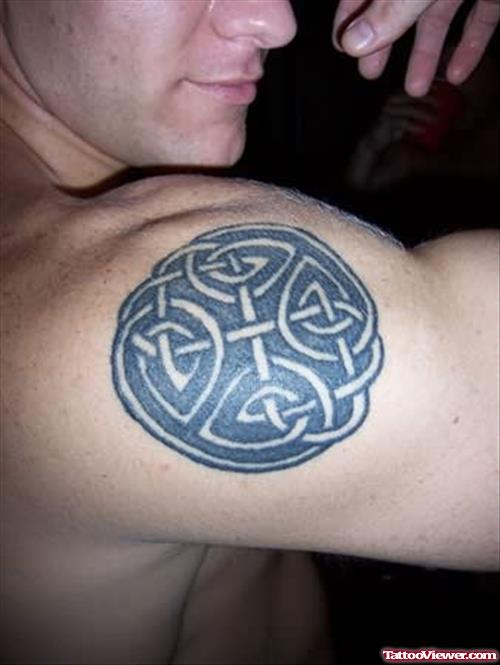 Celtic Tattoo Knotwork