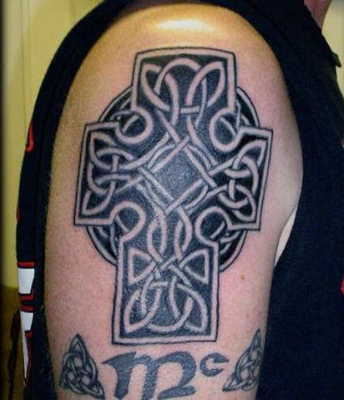 Celtic Tattoo For Bicep