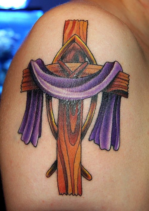 Wooden Cross Christianity Tattoo On Right Shoulder