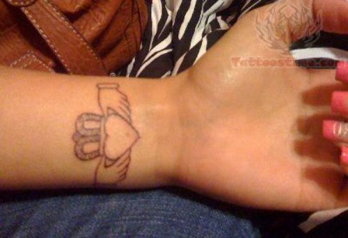 Claddagh Outline Tattoo For Wrist