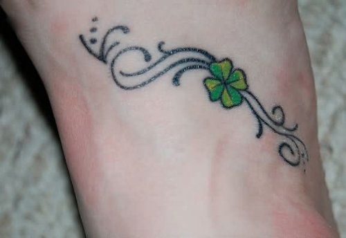 Amazing Girly Swirl Clover Tattoo