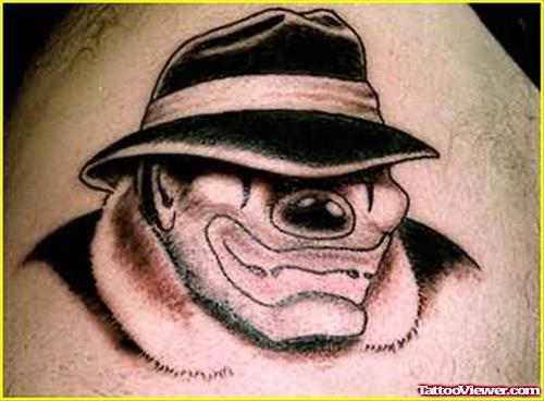 Clowing Tattoo On Shoulder