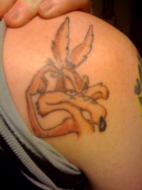Right Back Shoulder Coyote Tattoo