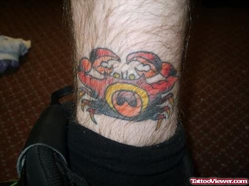 Lovely Crab Tattoo On Leg