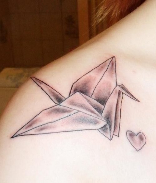 Tiny Heart And Crane Tattoo On Right Shoulder