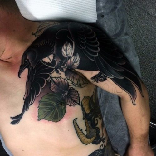 Dark Ink Crow Tattoo On Shoulder
