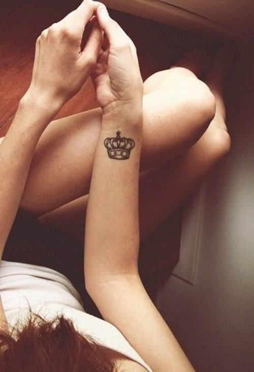 Beautiful  Crown Tattoo On Right Wrist