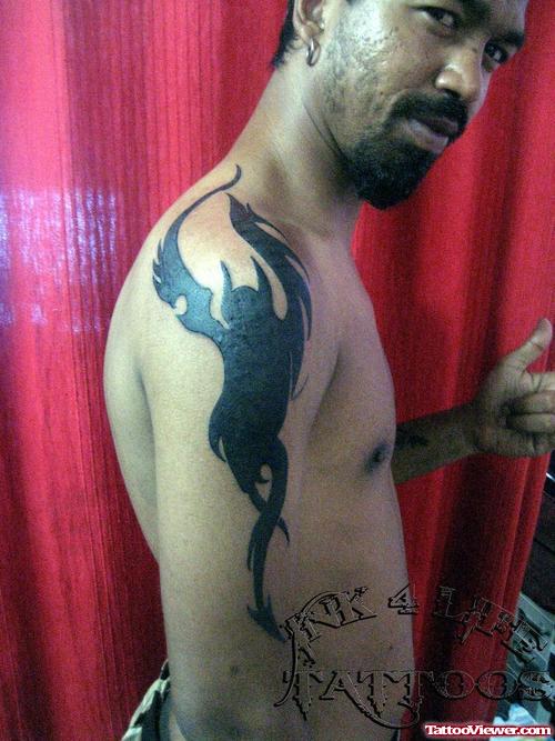 Black Ink Devil Tattoo On Right Shoulder