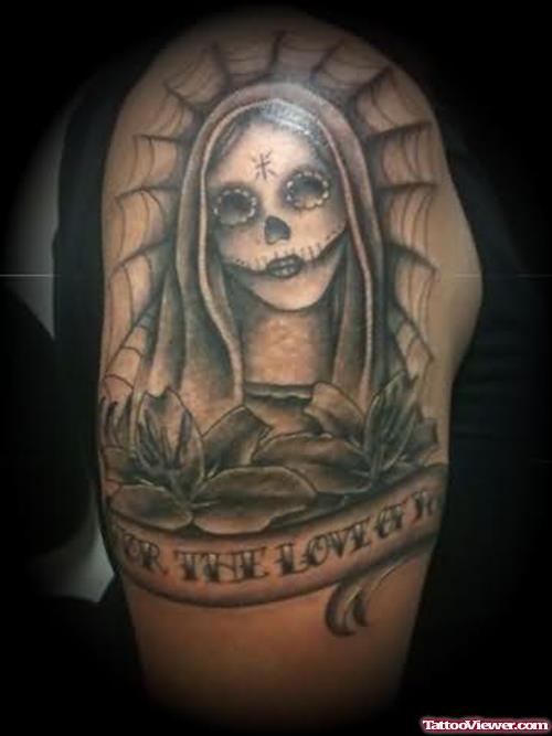 Charming Scary girl Tattoo