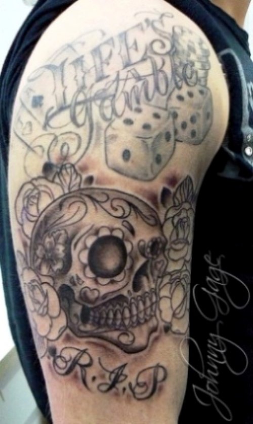 Skull and Dice Tattoos On Right Shoulder