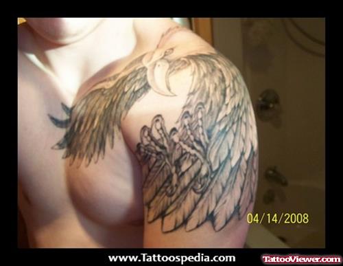 Open Wings Eagle Tattoo On Left SHoulder